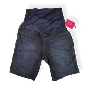 Isabel Maternity  Black 9" Cut off Shorts Size 8